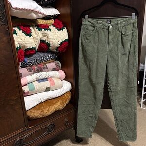 BDG Ladies Mom High-Rise Olive Green Corduroy Pants